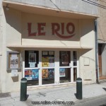 Enseigne et façade du cinéma Le Rio à Saulliès-Pont - www.salles-cinema.com Enseigne et façade du cinéma Le Rio à Saulliès-Pont - www.salles-cinema.com