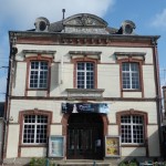 Ancien cinéma de Bernay: le théâtre Piaf - www.salles-cinema.com